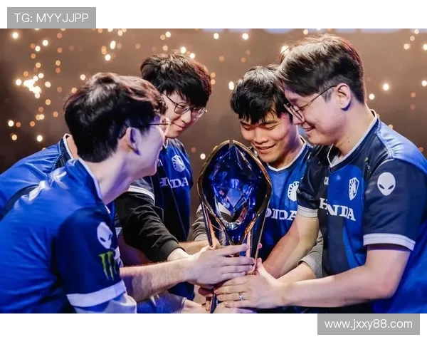 全球总决赛上演巅峰对决各大战队鏖战赛场引爆电竞热潮 全球总决赛上演巅峰对决各大战队鏖战赛场引爆电竞热潮