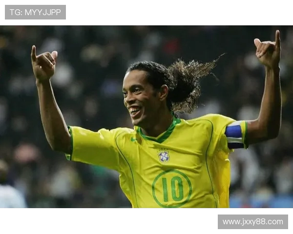 足球明星在全球足坛的影响力与历史成就:从球场到商业帝国的全面剖析 足球明星在全球足坛的影响力与历史成就:从球场到商业帝国的全面剖析