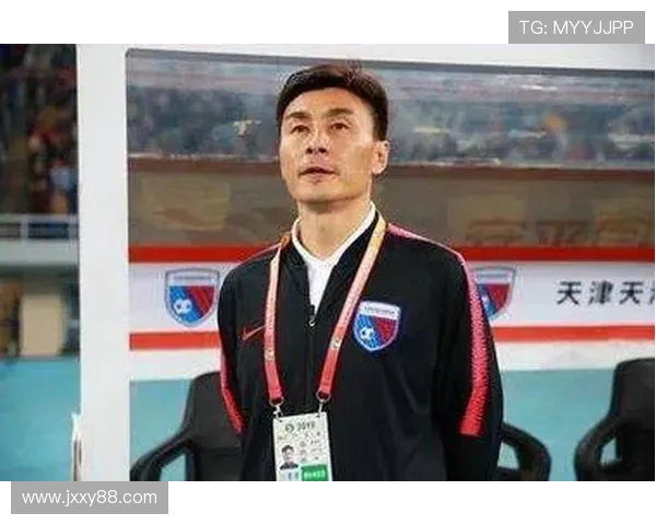 李玮锋再度成为焦点探秘中国足坛硬汉成长之路与执教新篇 李玮锋再度成为焦点探秘中国足坛硬汉成长之路与执教新篇