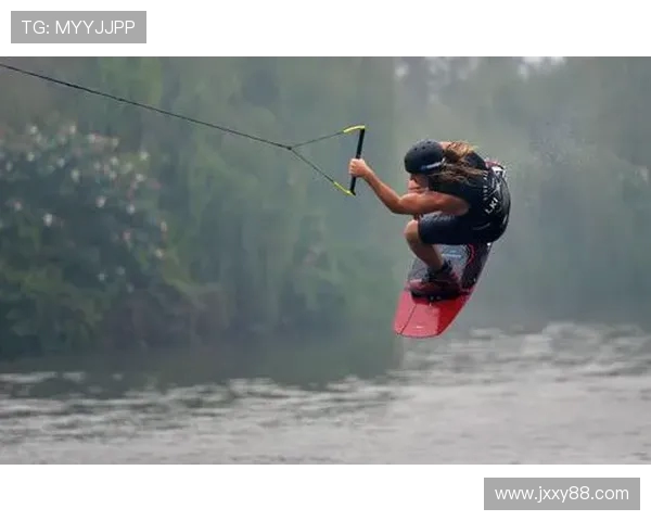 成都极限运动队的盯防体系与战术解析:极限运动中的策略与团队协作 成都极限运动队的盯防体系与战术解析:极限运动中的策略与团队协作
